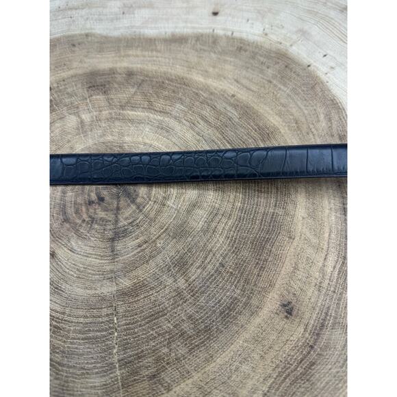 Men’s Reversible Alligator Pattern Dress Belt - (Size Medium) Black & Brown - Picture 6 of 16